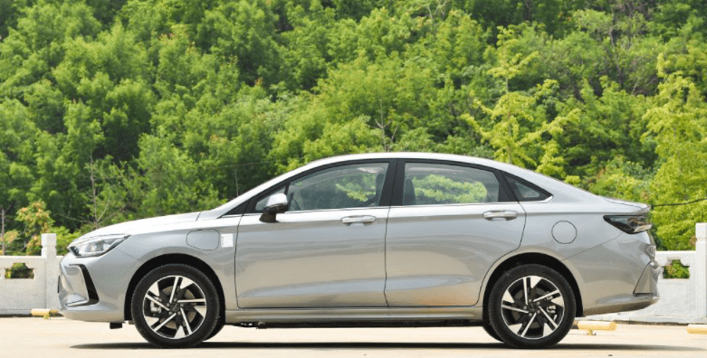 轿车北京EU5 PLUS图片 第7张