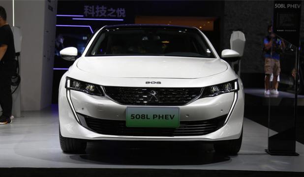 轿车标致508L PHEV图片 第1张