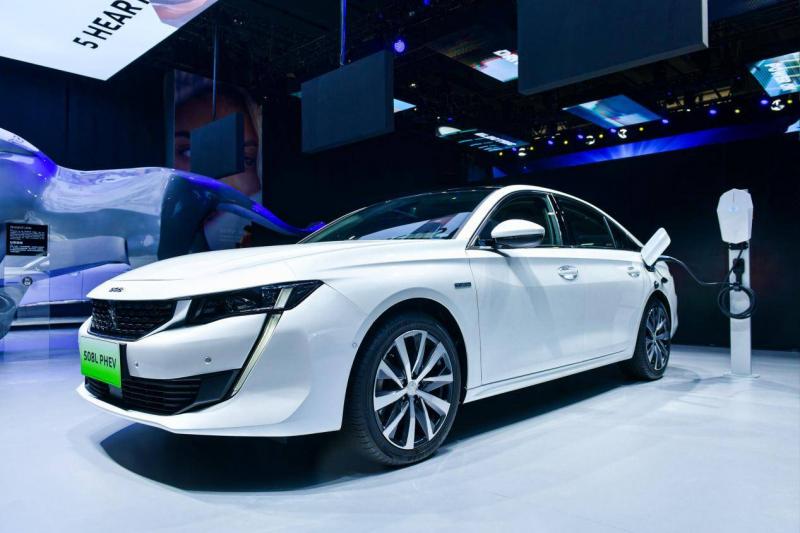 轿车标致508L PHEV图片 第7张