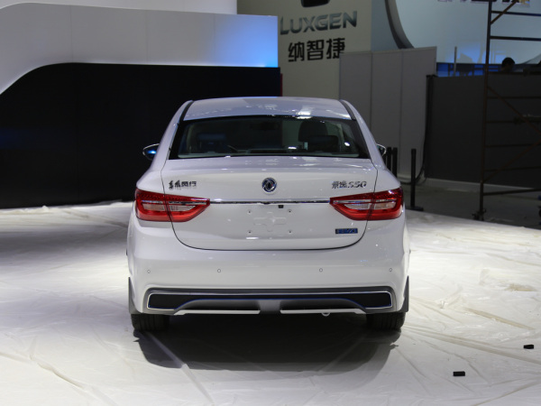 轿车风行S50 EV图片 第4张