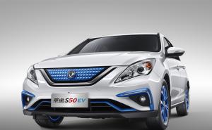 轿车风行S50 EV图片 第6张