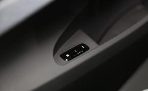 轿车Polestar 2图片 第10张