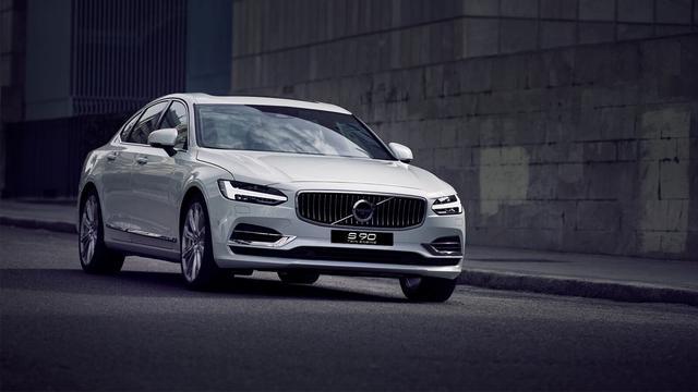 轿车沃尔沃S90 插电混动图片 第1张