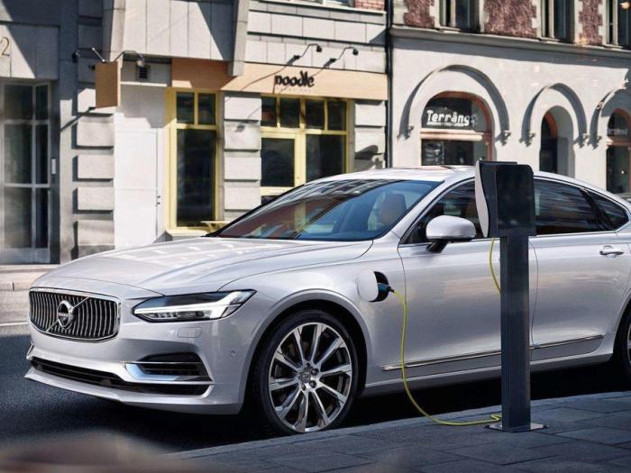 轿车沃尔沃S90 插电混动图片 第7张