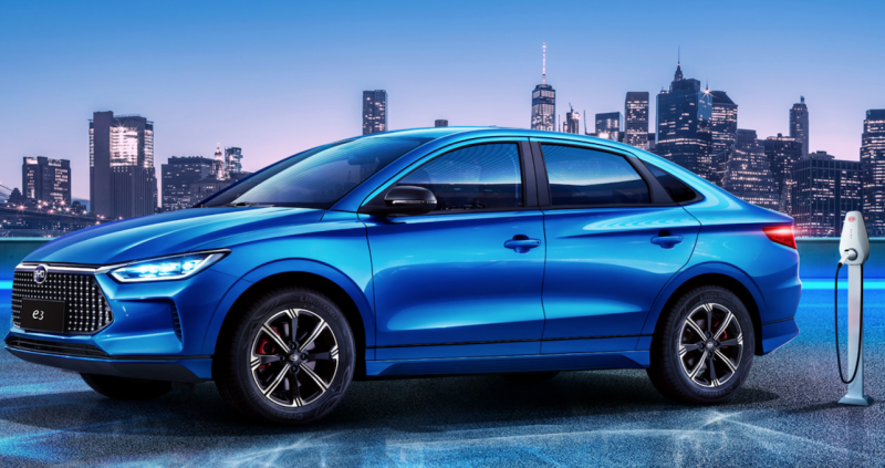 轿车比亚迪e3图片 第3张