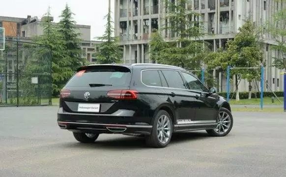 轿车蔚揽图片 第6张