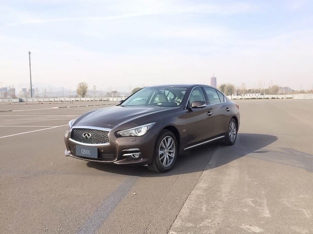轿车英菲尼迪Q50L图片 第6张