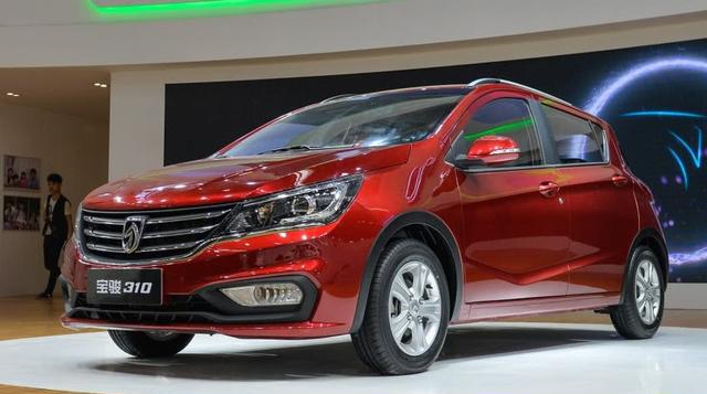 轿车宝骏310图片 第8张