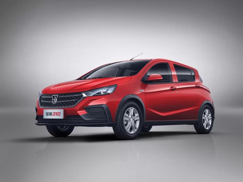 轿车宝骏310图片 第12张
