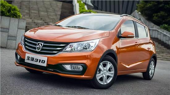 轿车宝骏310图片 第10张