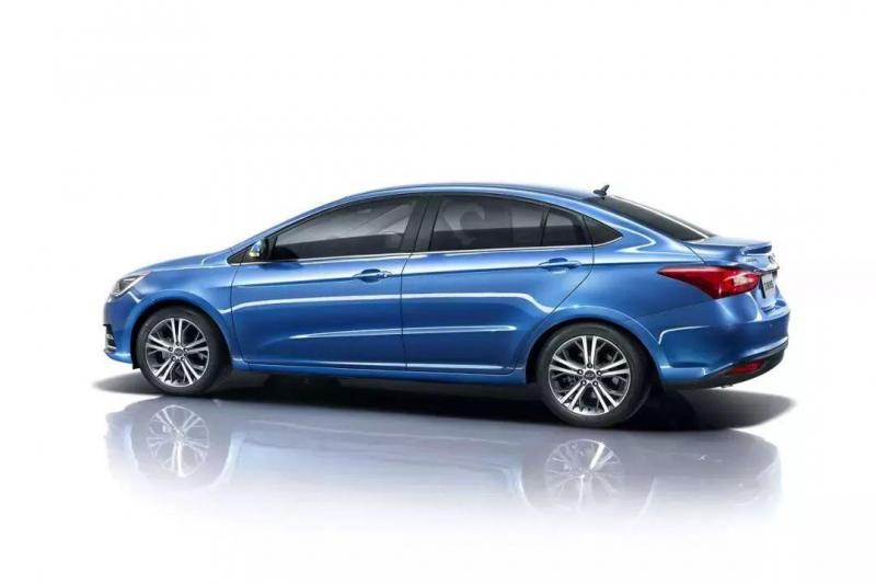 轿车艾瑞泽5图片 第3张