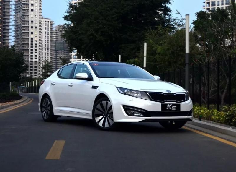 轿车起亚K5图片 第4张