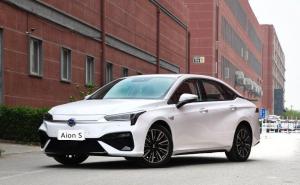 轿车AION S图片 第5张