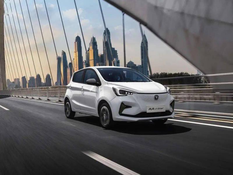 轿车奔奔E-Star图片 第3张