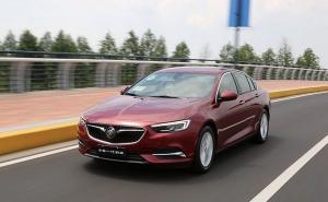 轿车君威图片 第3张