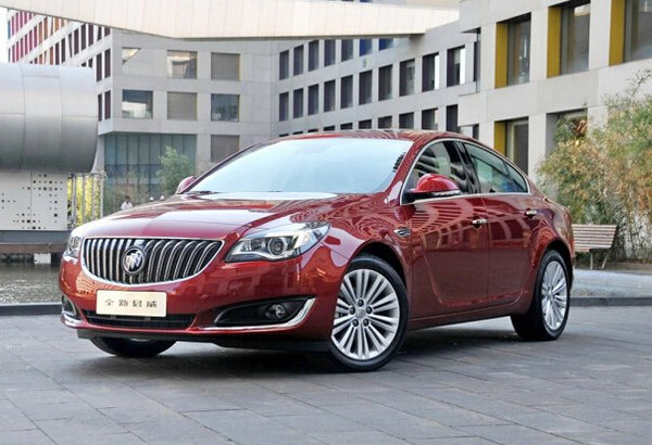 轿车君威图片 第10张