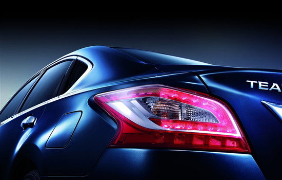 轿车天籁图片 第6张