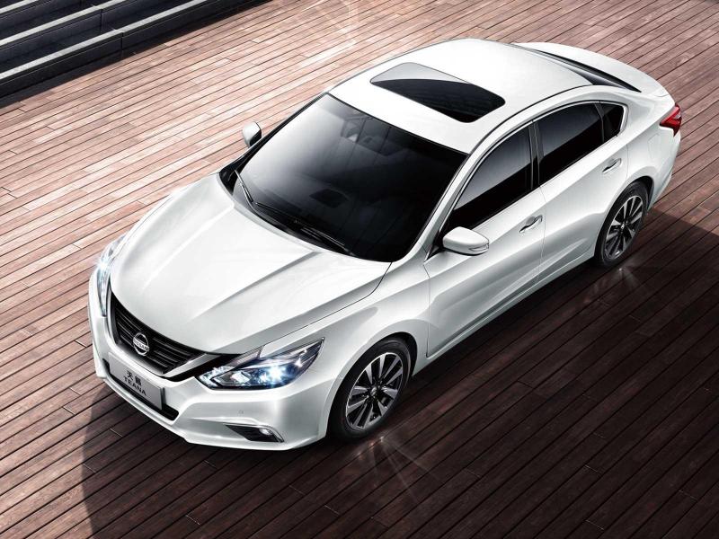 轿车天籁图片 第9张