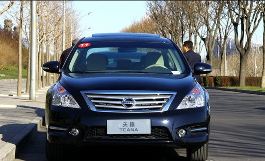 轿车天籁图片 第10张