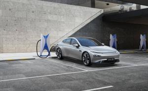 轿车小鹏汽车P7图片 第13张