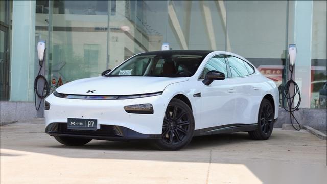 轿车小鹏汽车P7图片 第17张